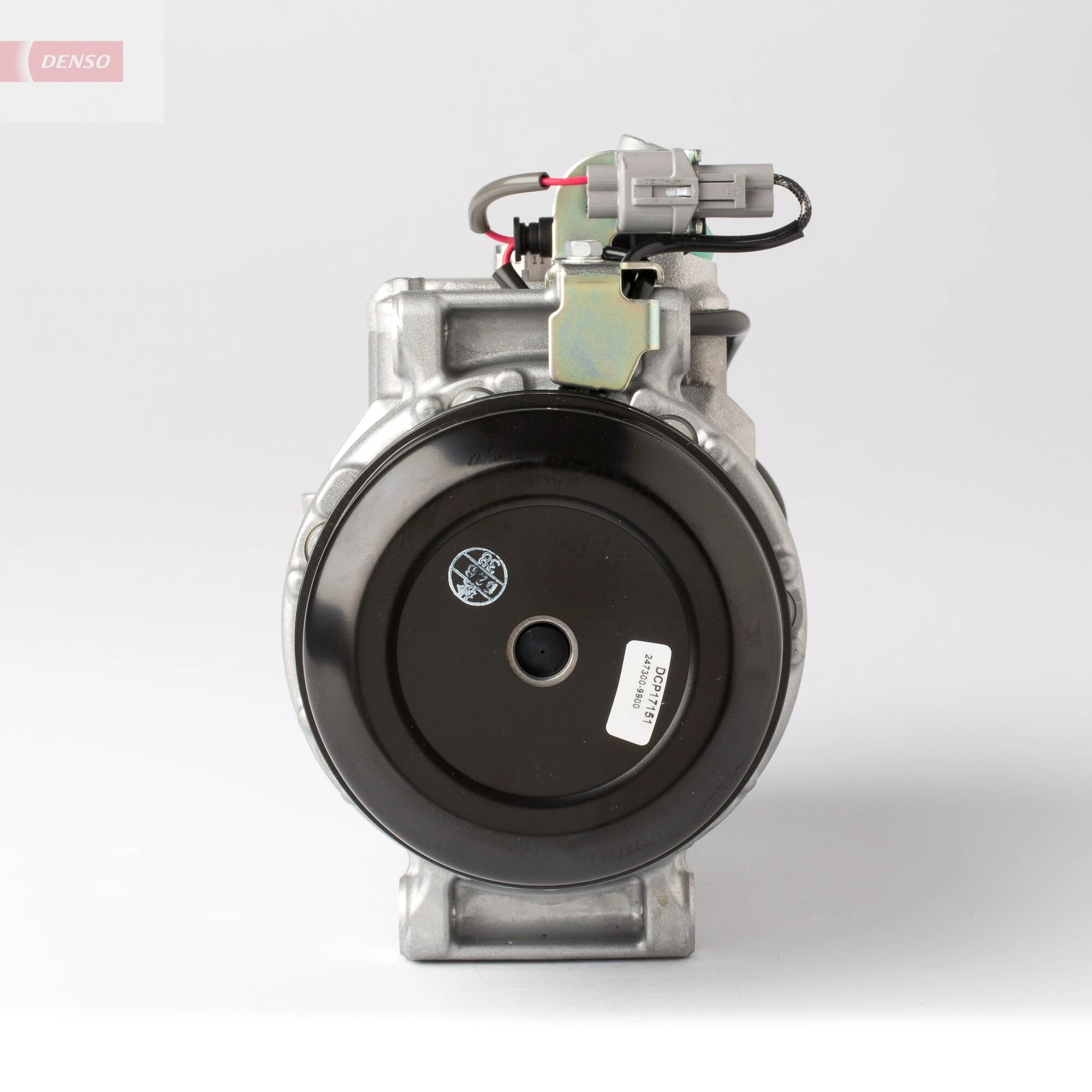 Компресор системи кондиціювання Denso DCP17151 ціна, від 362.76 USD