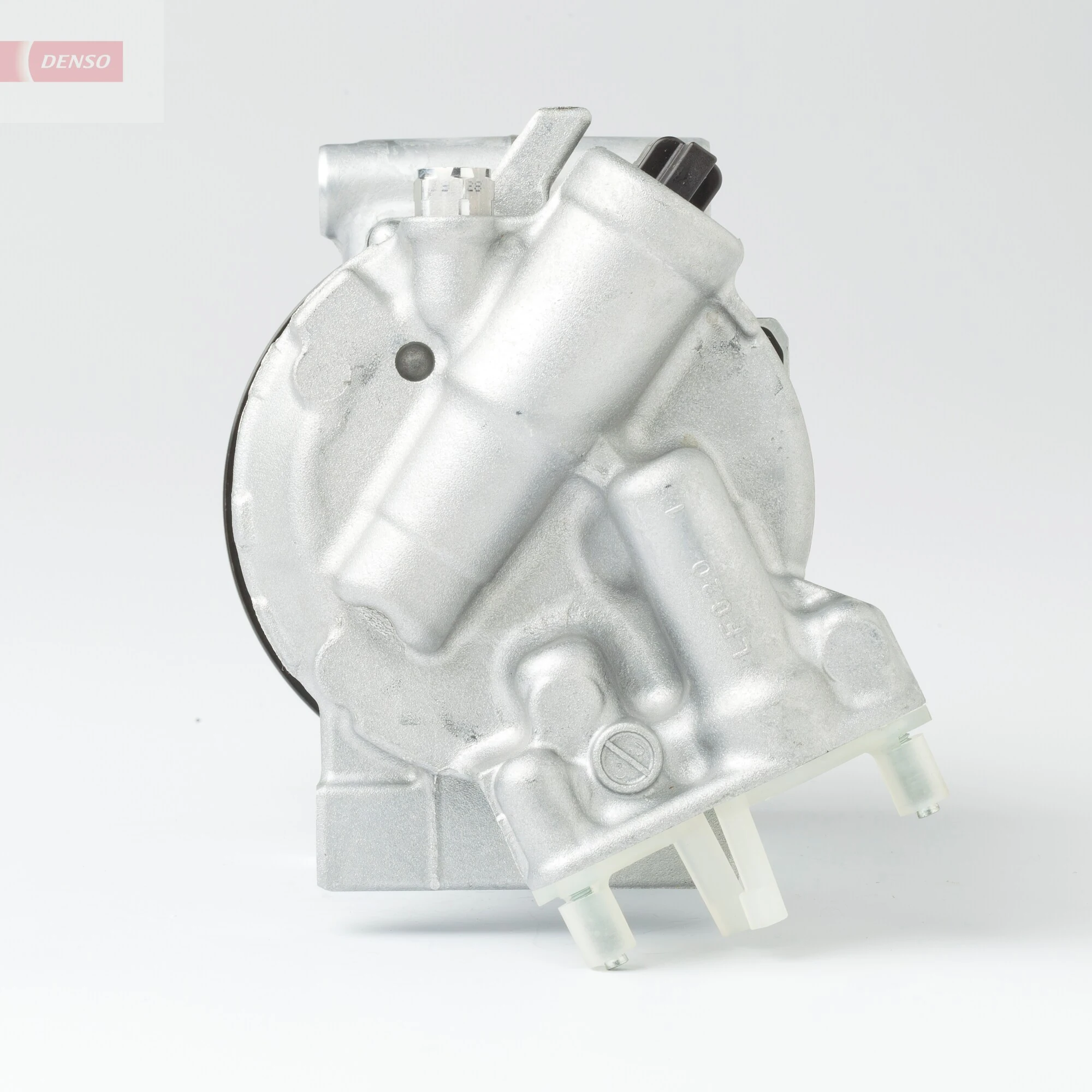 Компресор кондиціонера DCP21012 Denso