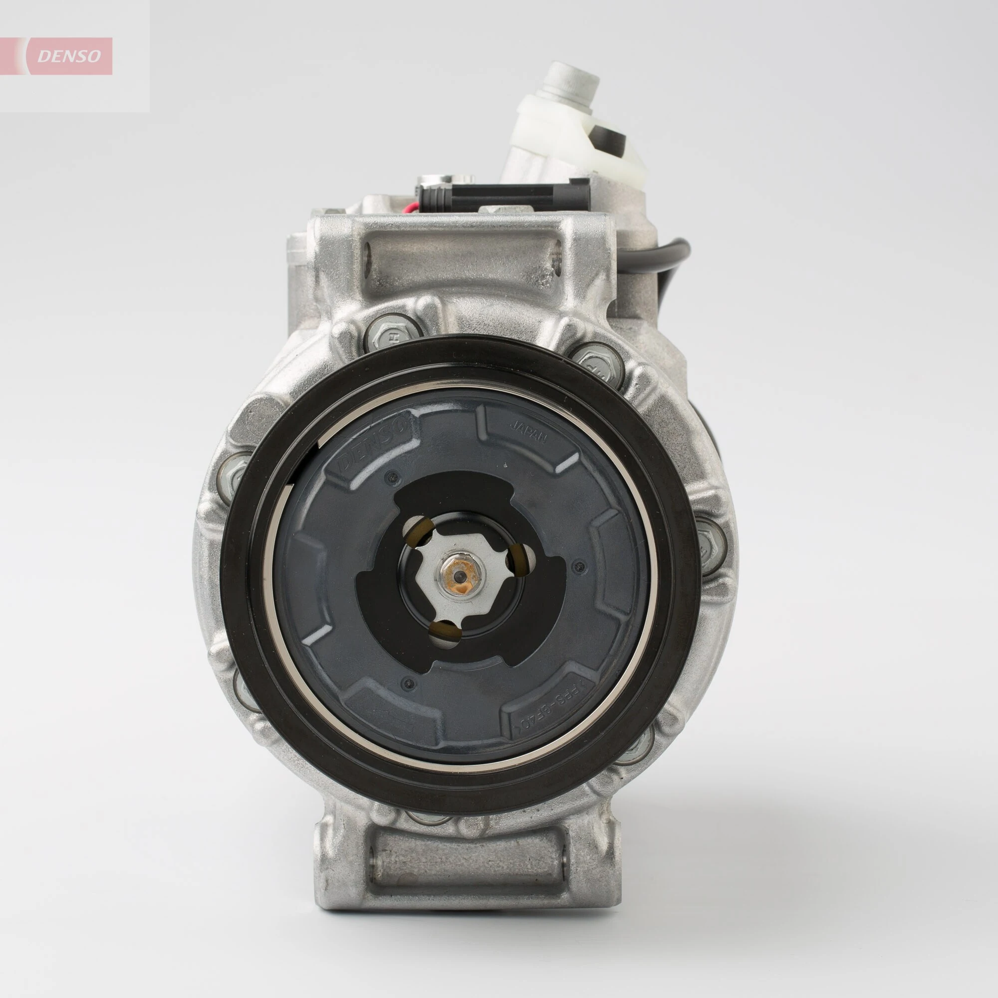Компресор системи кондиціювання Denso DCP17146 ціна, від 336.71 USD