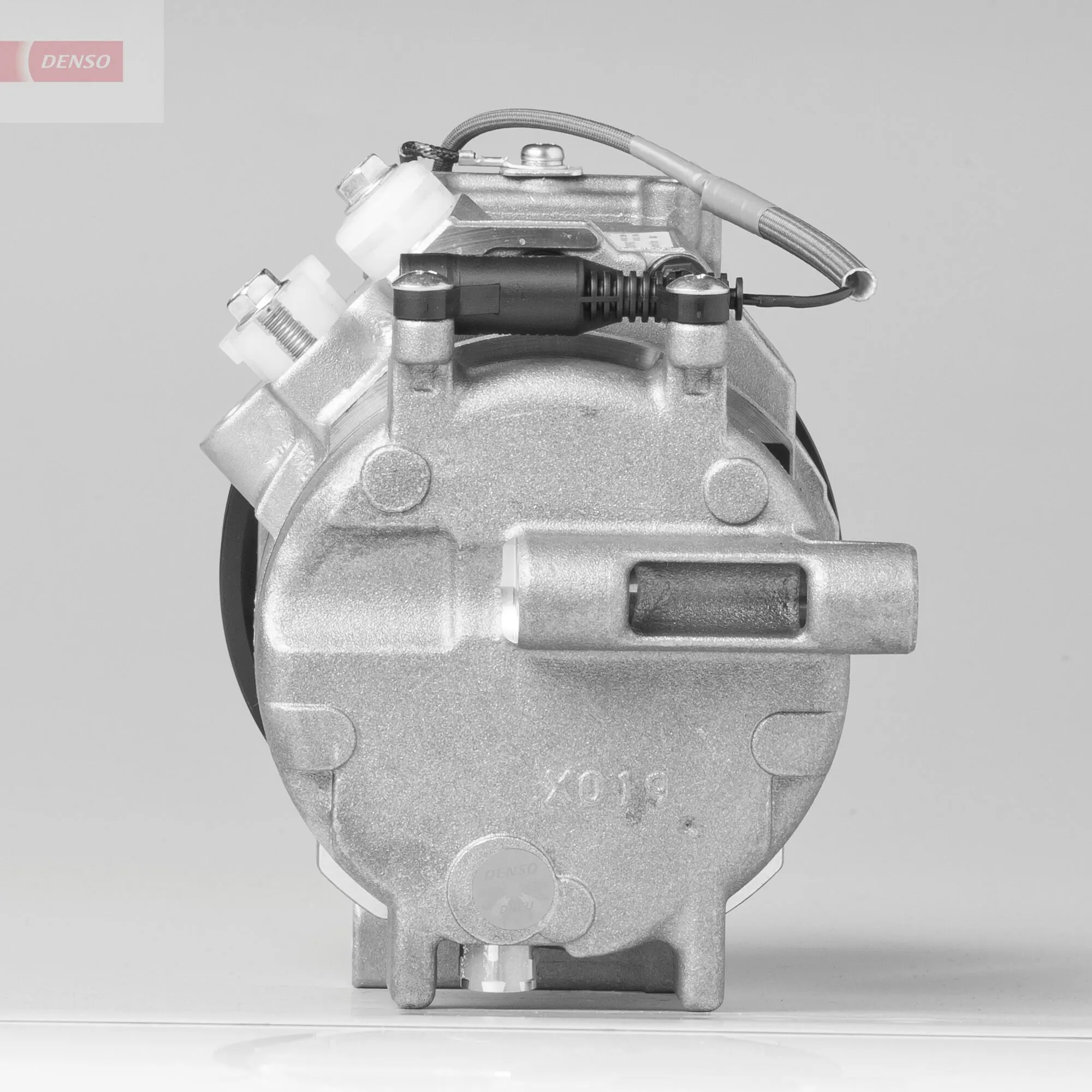 Компресор холодоагенту на Mercedes Sprinter I 4-t 904