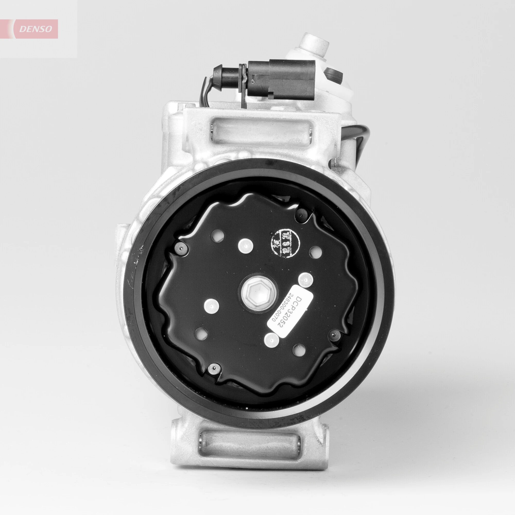 DCP32052 Denso Компресор холодоагенту