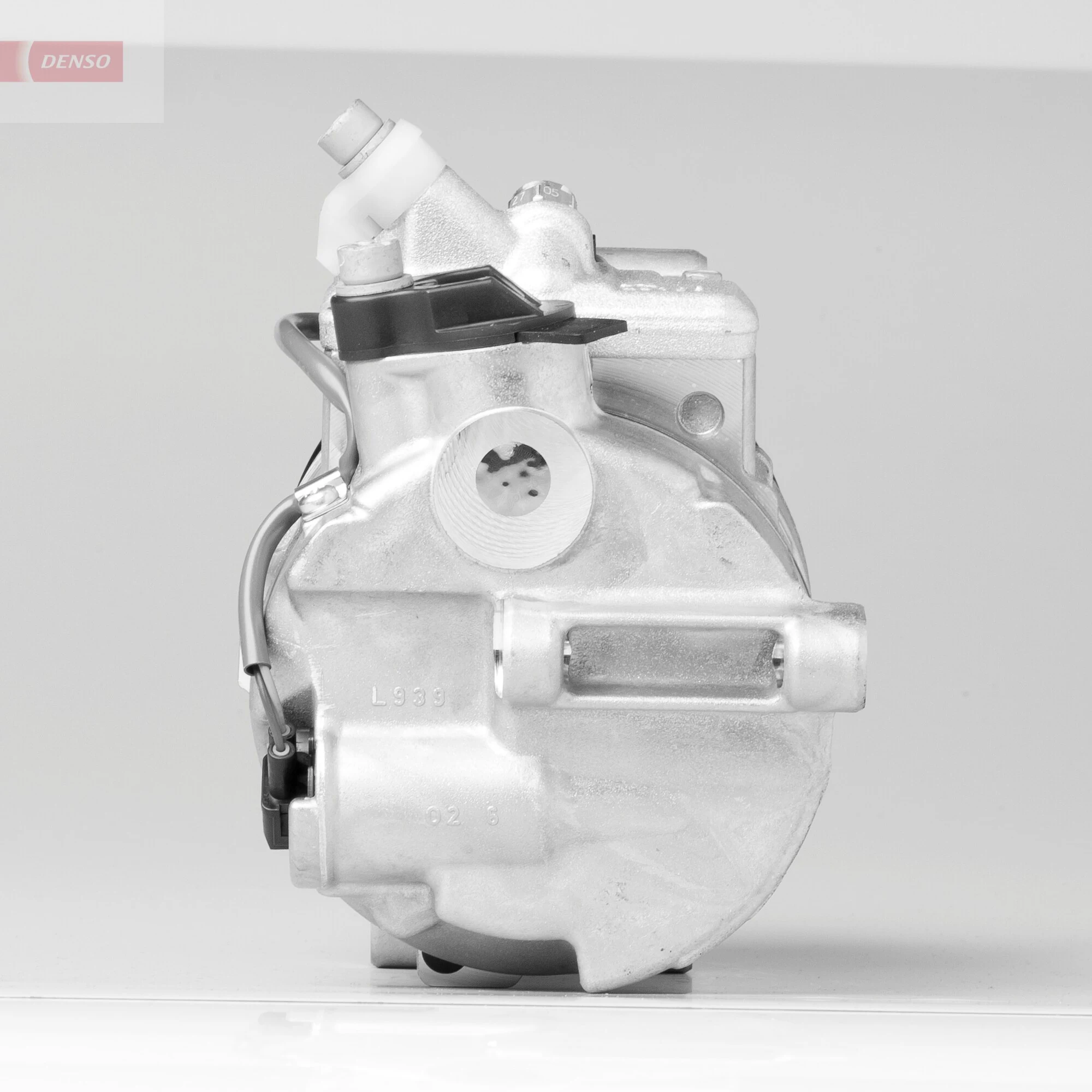 DCP17112 Denso Компресор холодоагенту