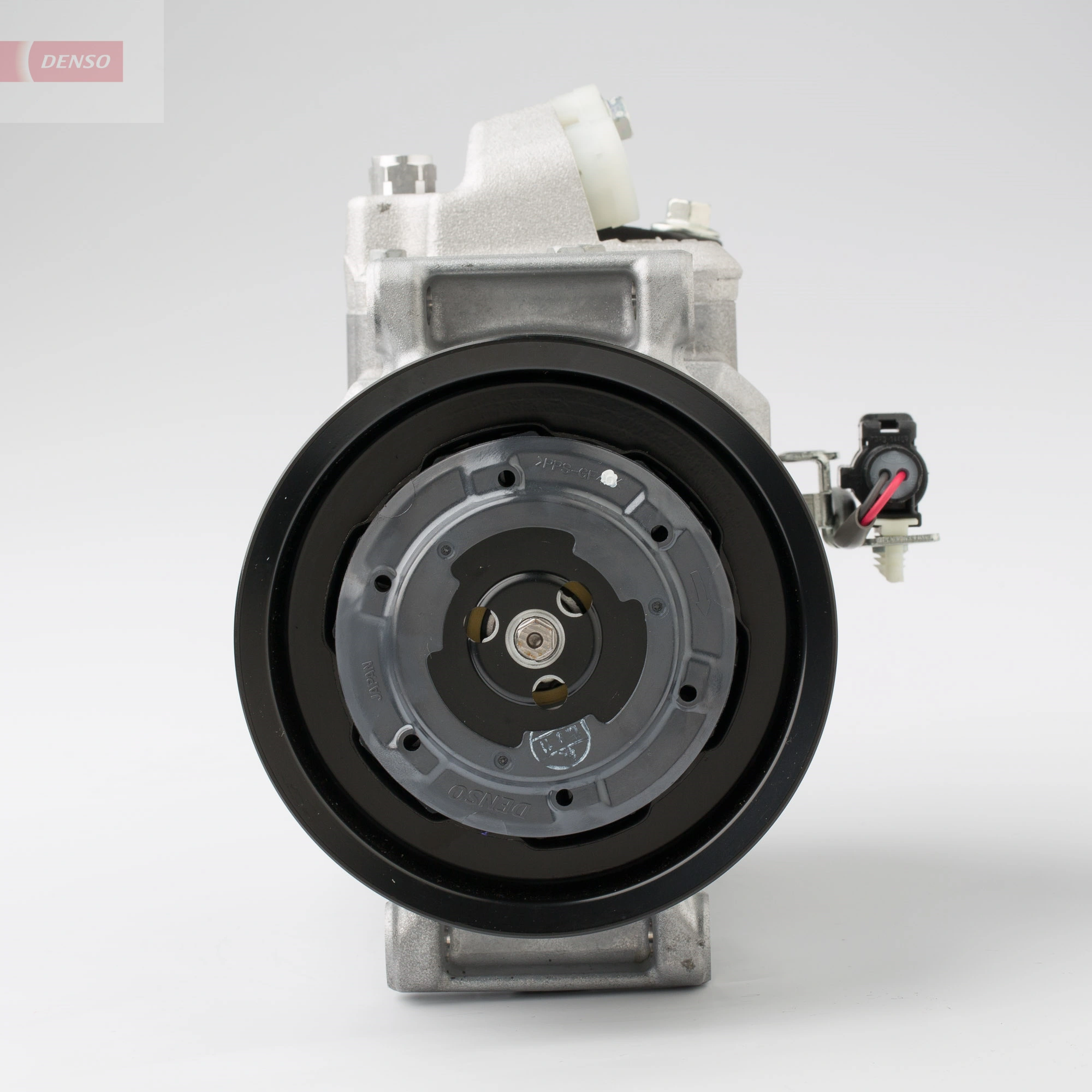 Компресор системи кондиціювання Denso DCP11012 ціна, від 421.47 USD