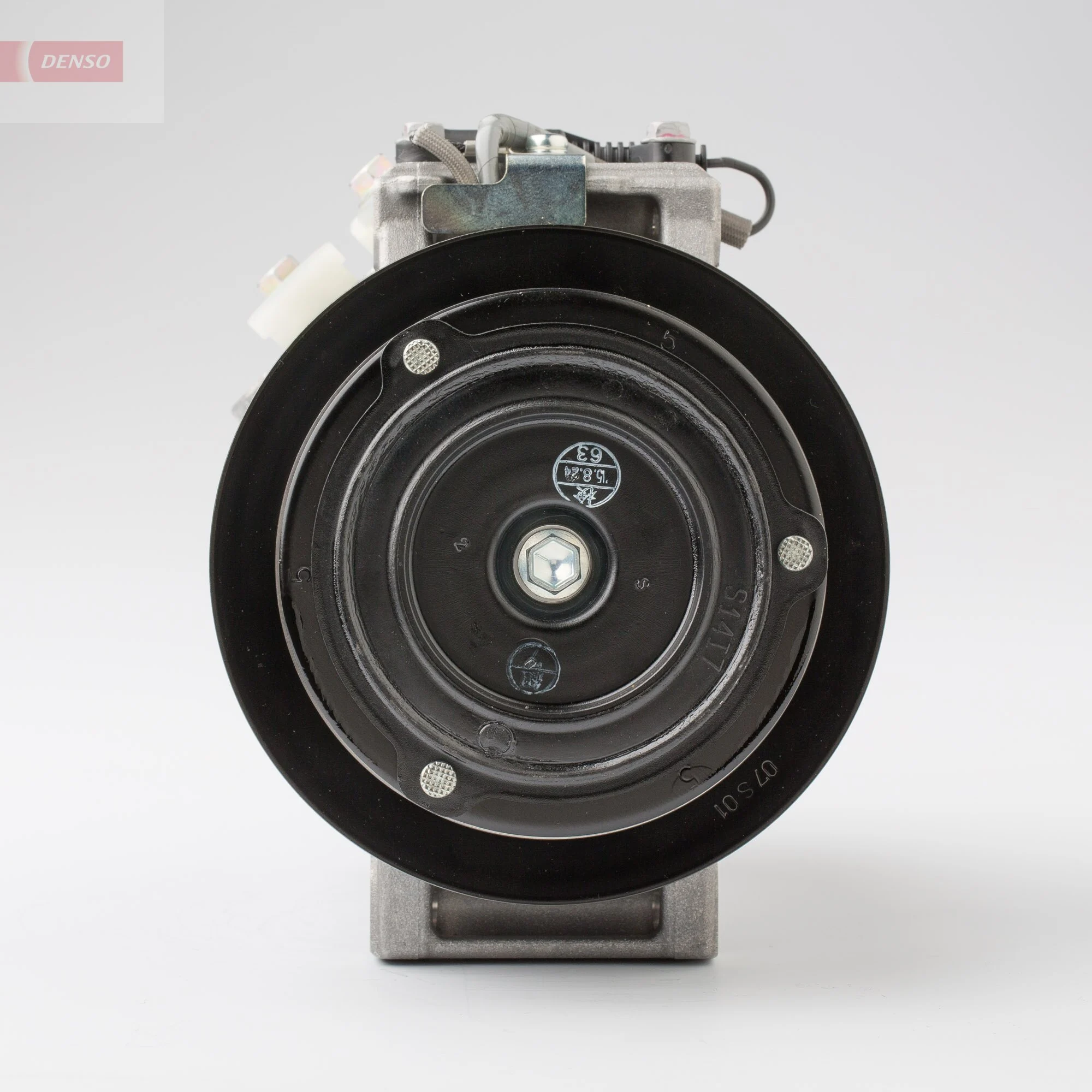 Компресор системи кондиціювання Denso DCP17150 ціна, від 334.64 USD