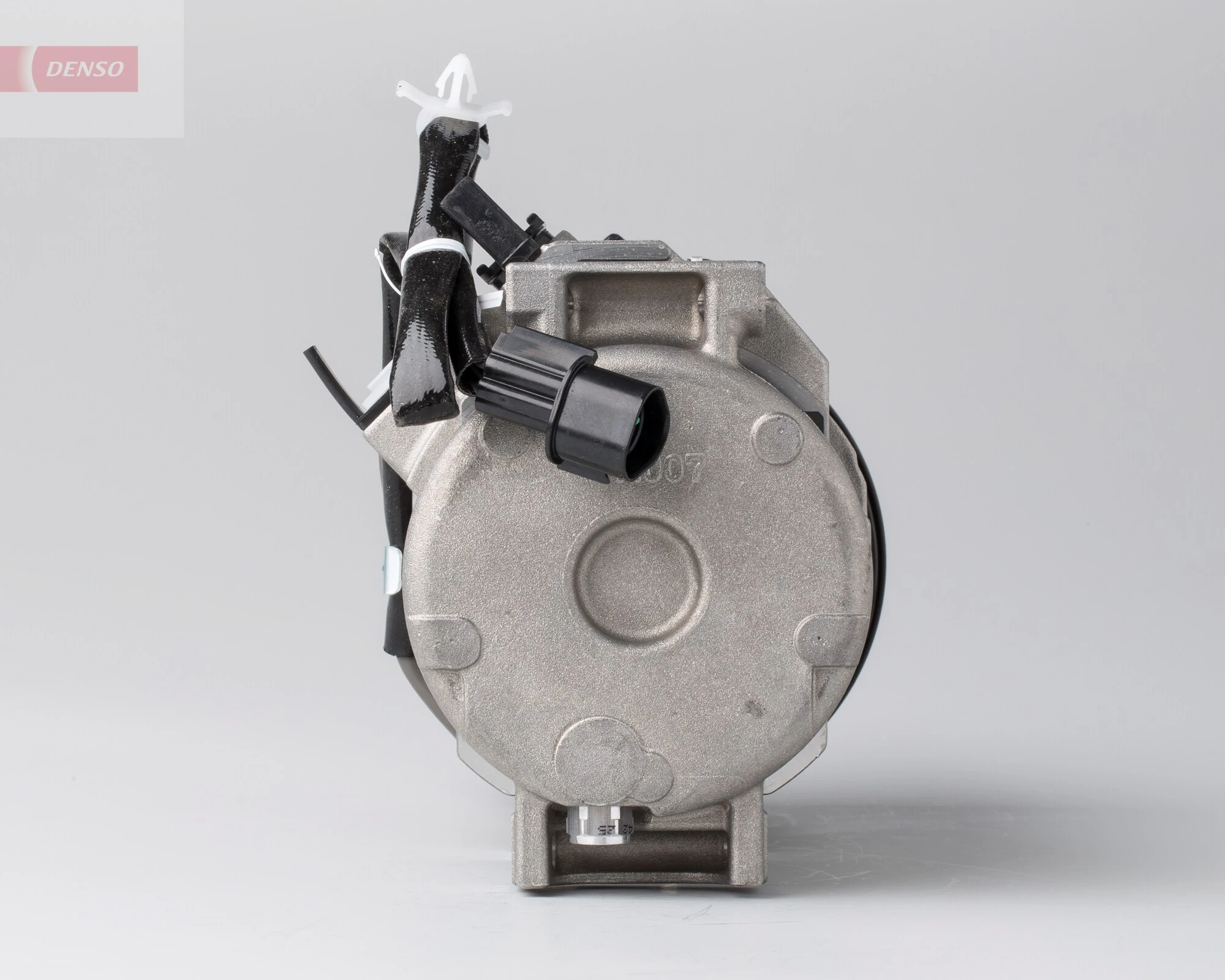 DCP45011 Denso Компресор холодоагенту