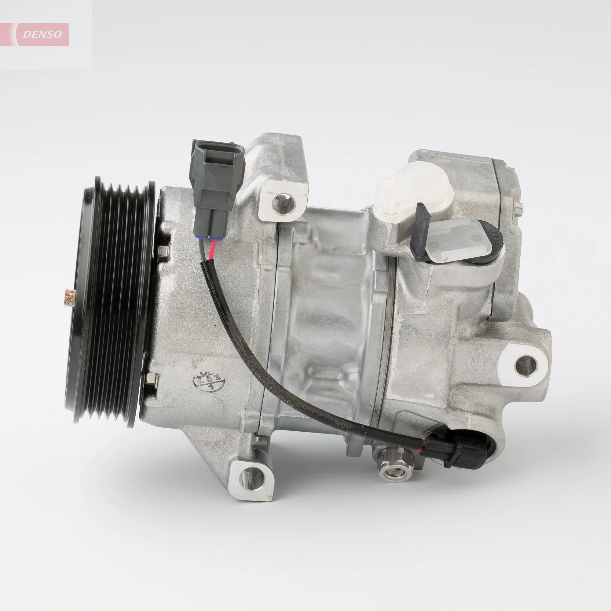 Купити DCP17054 Denso Компресор кліматичної установки