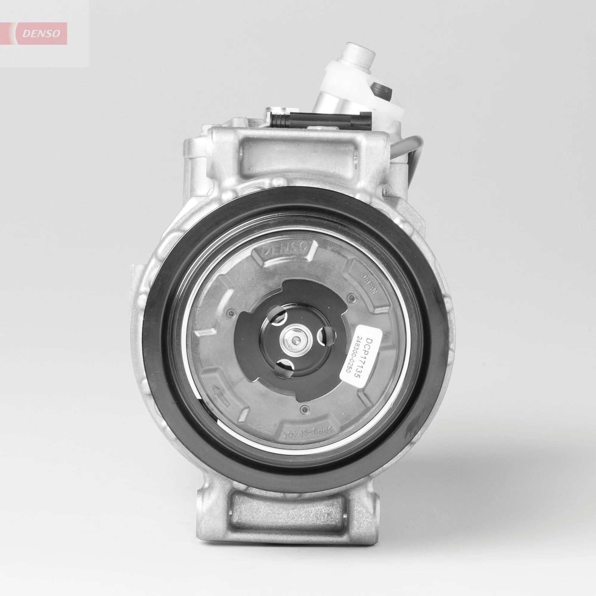 Насос кондиціонера Denso DCP17135