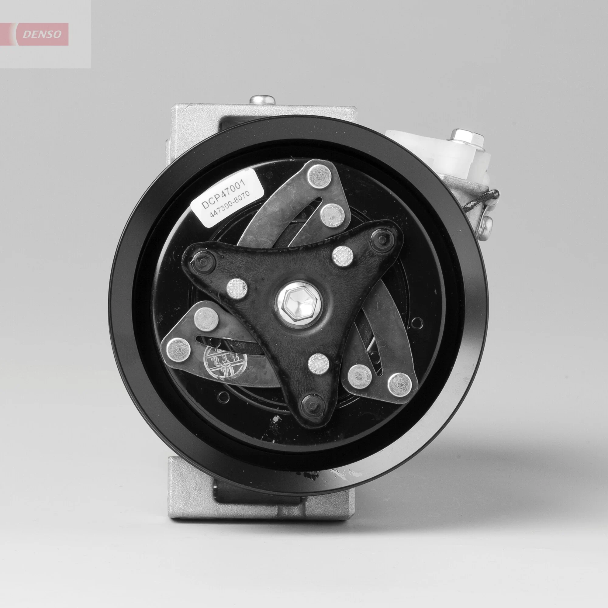 Компресор системи кондиціювання Denso DCP47001 ціна, від 289.59 USD