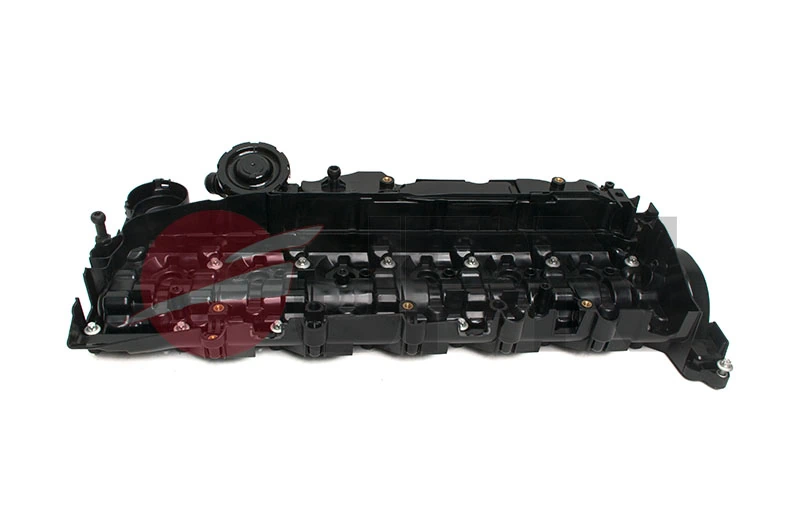 Кришка двигуна на BMW 7  F01, F02, F03, F04