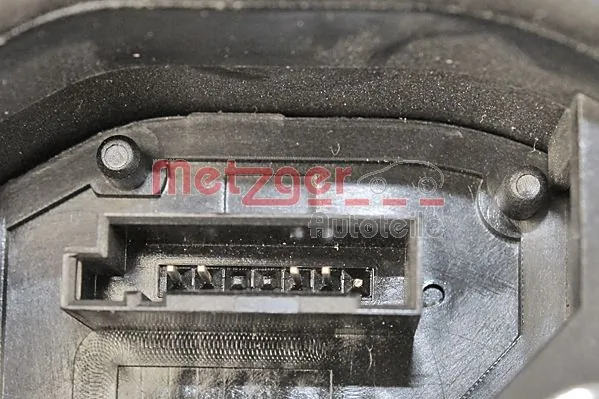 2314114 Metzger Замок двері правої передньої