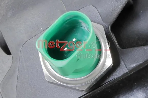 Корпус масляного фільтра Metzger 2370088 ціна, від 103.61 USD