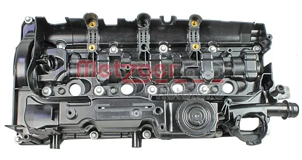 Кришка двигуна на BMW 5  F10