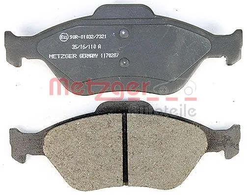 Купити Передні тормозні колодки Toyota Yaris  P13
