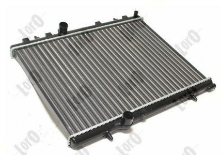 Радіатор основний Polcar 5748085X ціна, від 63.16 USD
