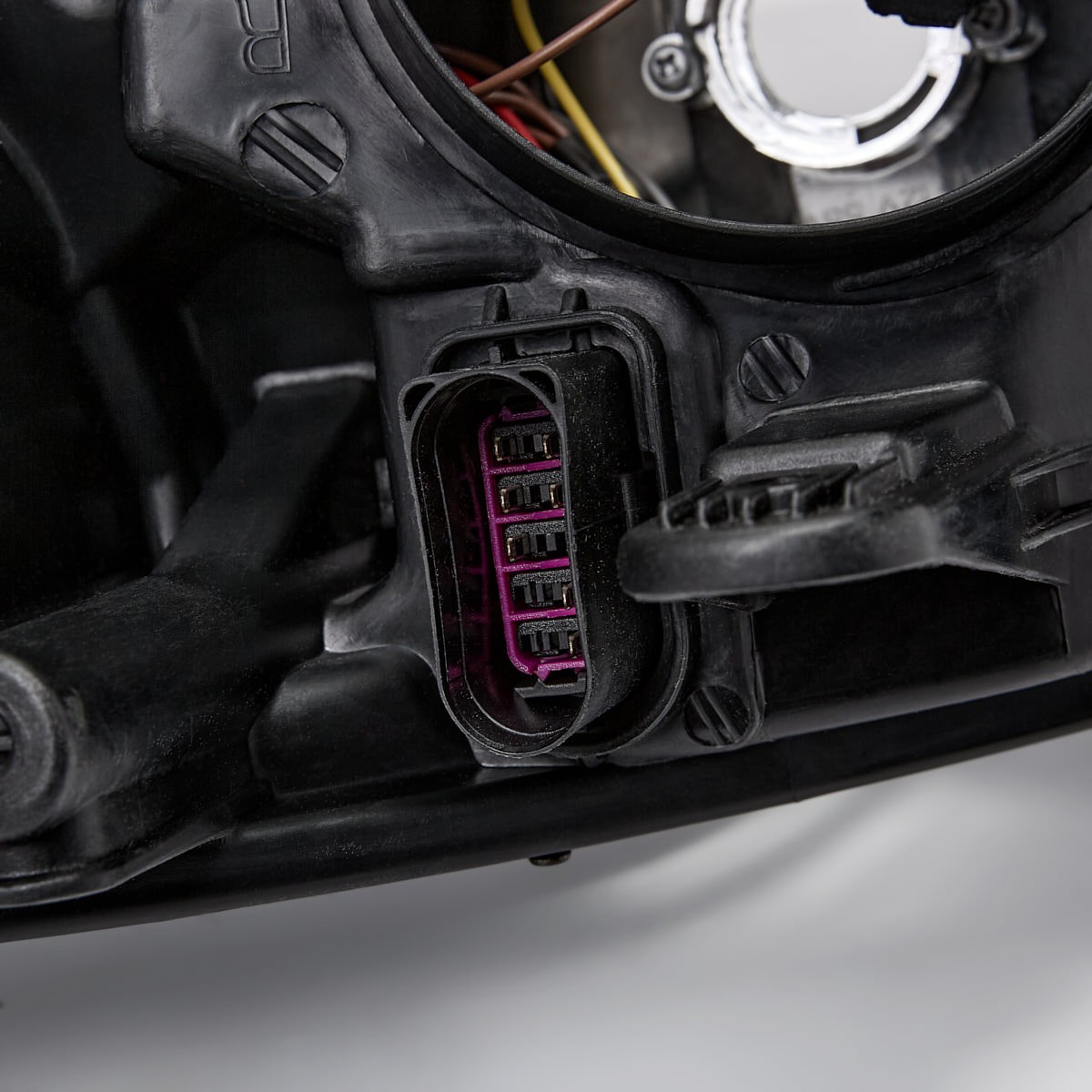 Фара передня права Ford Kuga I
