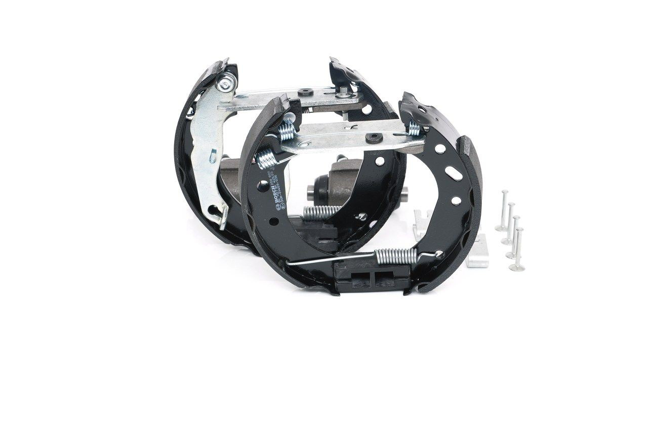 Колодки гальмові задні, барабанні 0204114586 Bosch