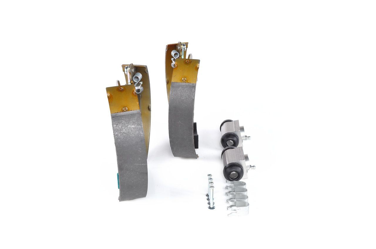 Колодки гальмові задні, барабанні 0204114626 Bosch
