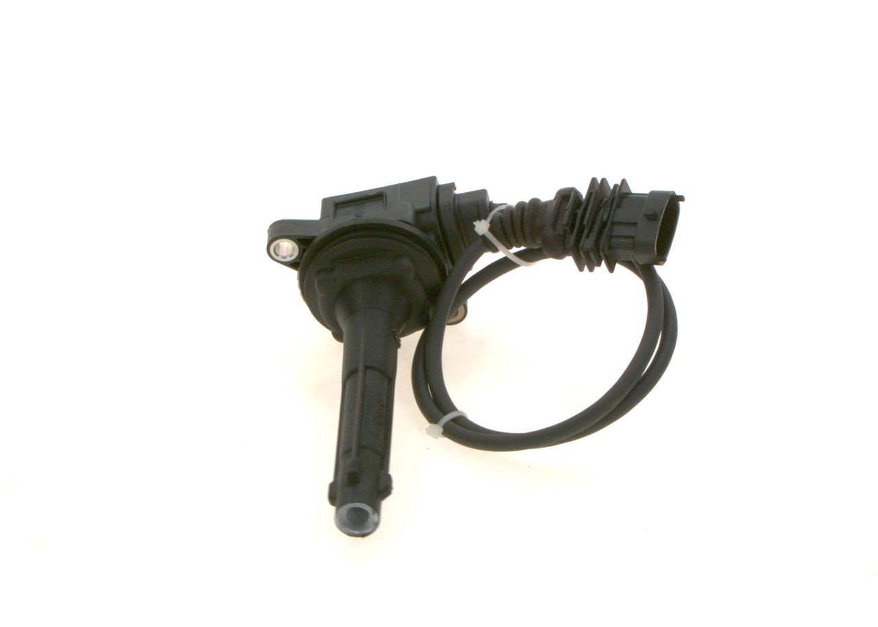 Котушка запалювання Bosch 0221604018 ціна, від 103.09 USD