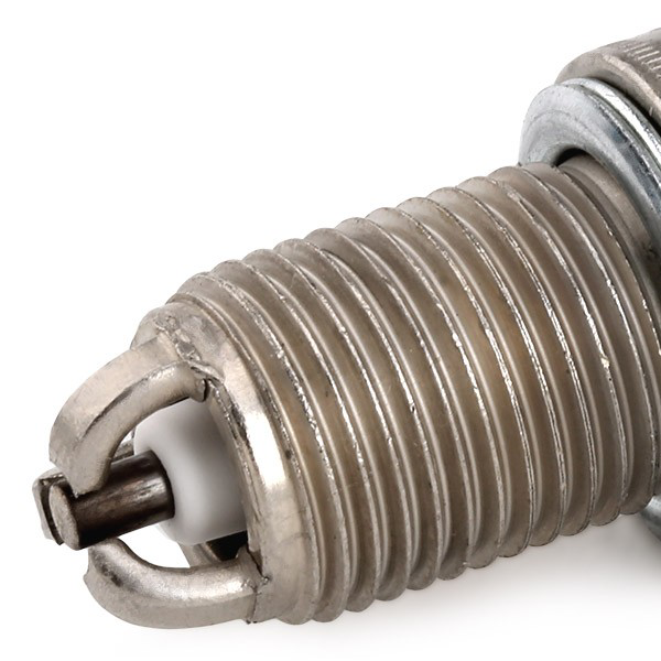 Свічки автомобільні Bosch 0241235756 ціна, від 2.78 USD