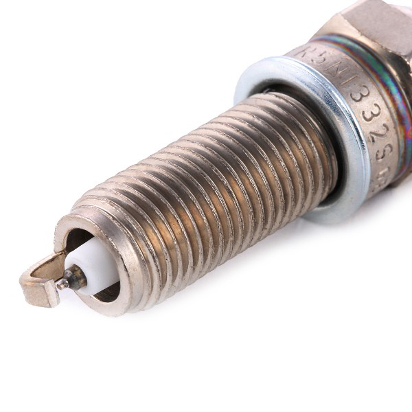 Свічки автомобільні Bosch 0242145510 ціна, від 9.60 USD