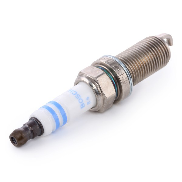 Свічки автомобільні Bosch 0242236528 ціна, від 11.28 USD