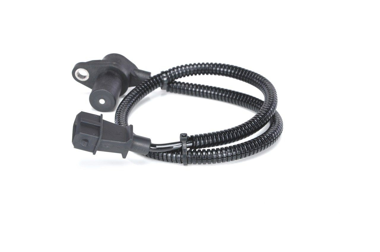 Датчик обертів колінвалу Bosch 0281002332 ціна, від 26.05 USD