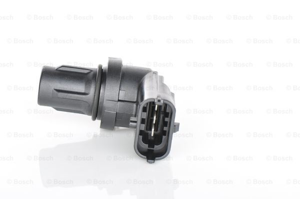 Датчик положення распредвалу Bosch 0281002667