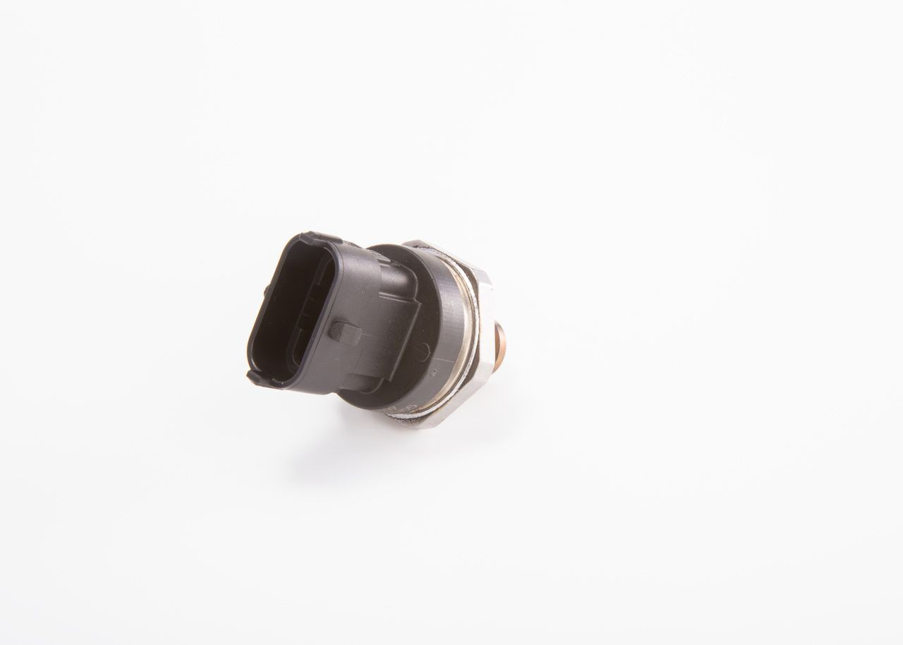 Купити 0281002909 Bosch Датчик тиску палива