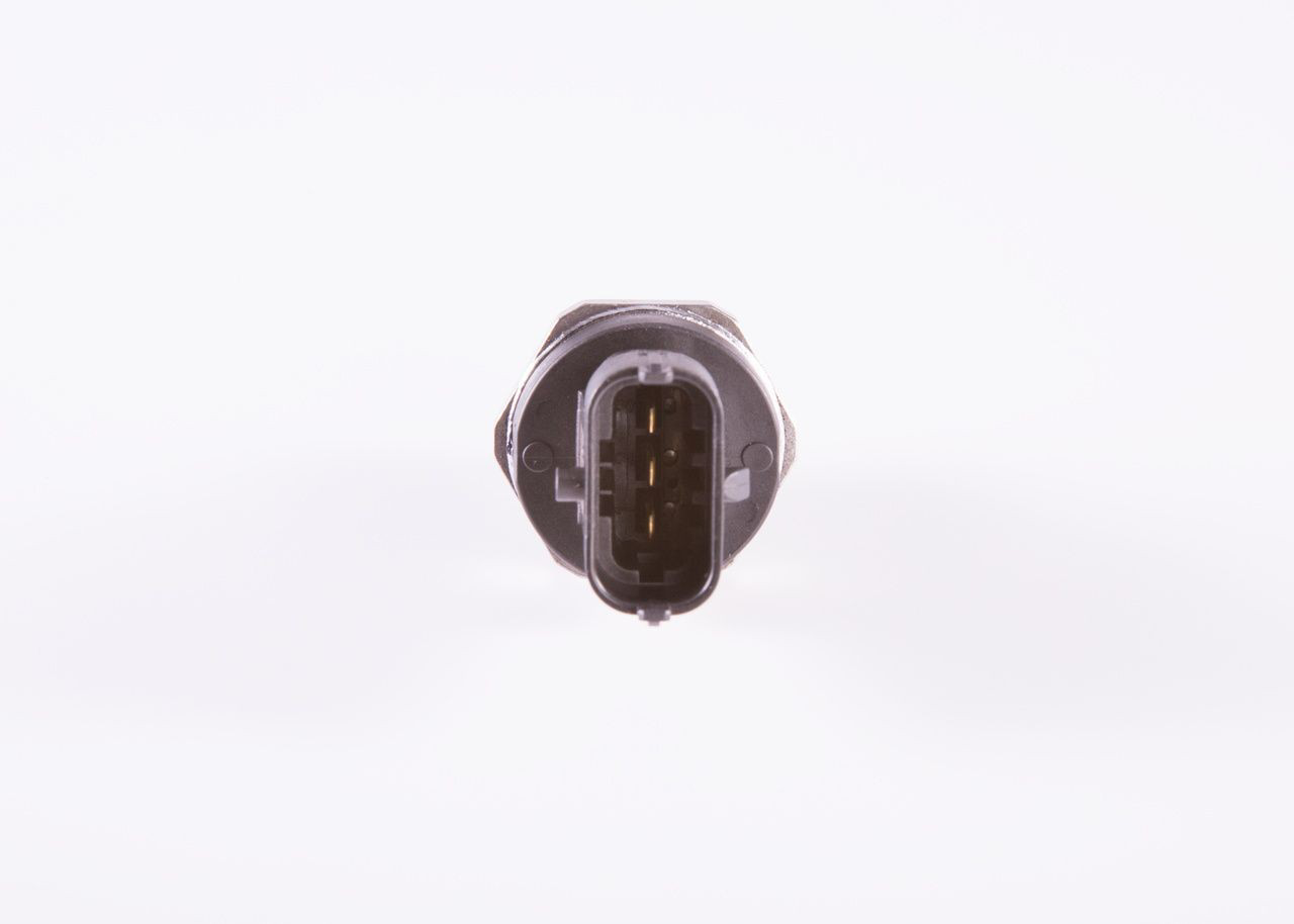 Купити 0281002930 Bosch Датчик тиску палива