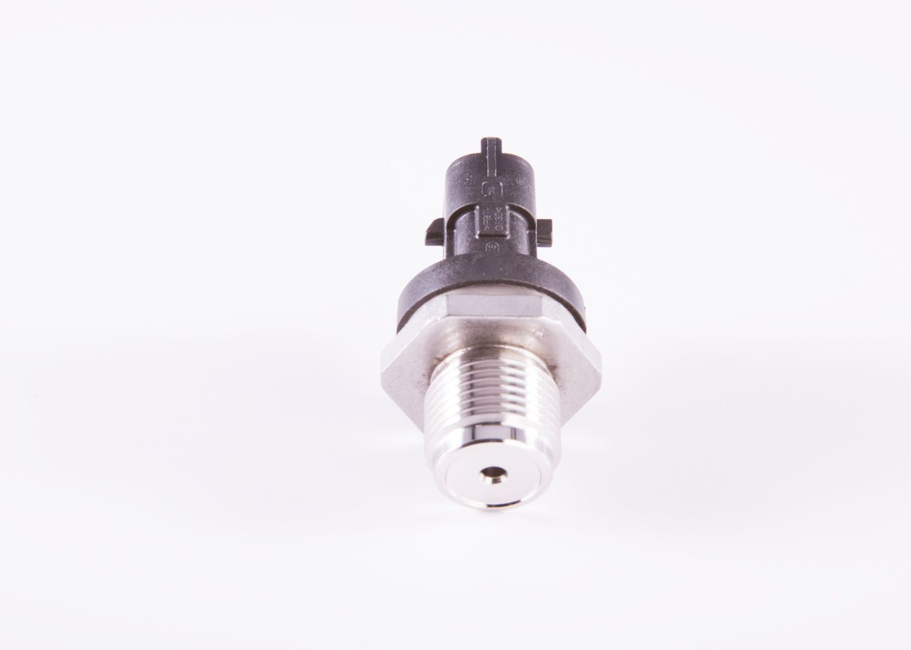 Датчик тиску палива Bosch 0281002930