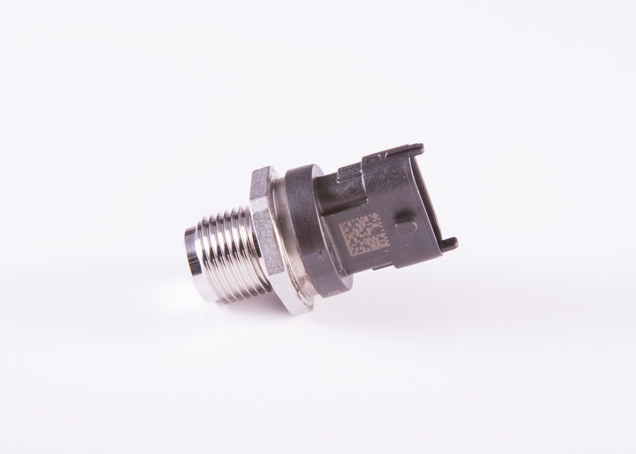 Датчик тиску палива Bosch 0281006087 ціна, від 162.59 USD