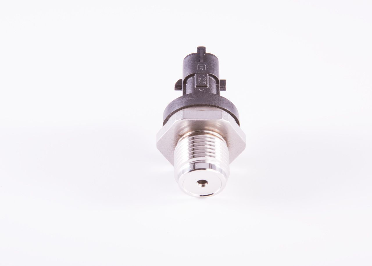 Датчик тиску палива Bosch 0281006158