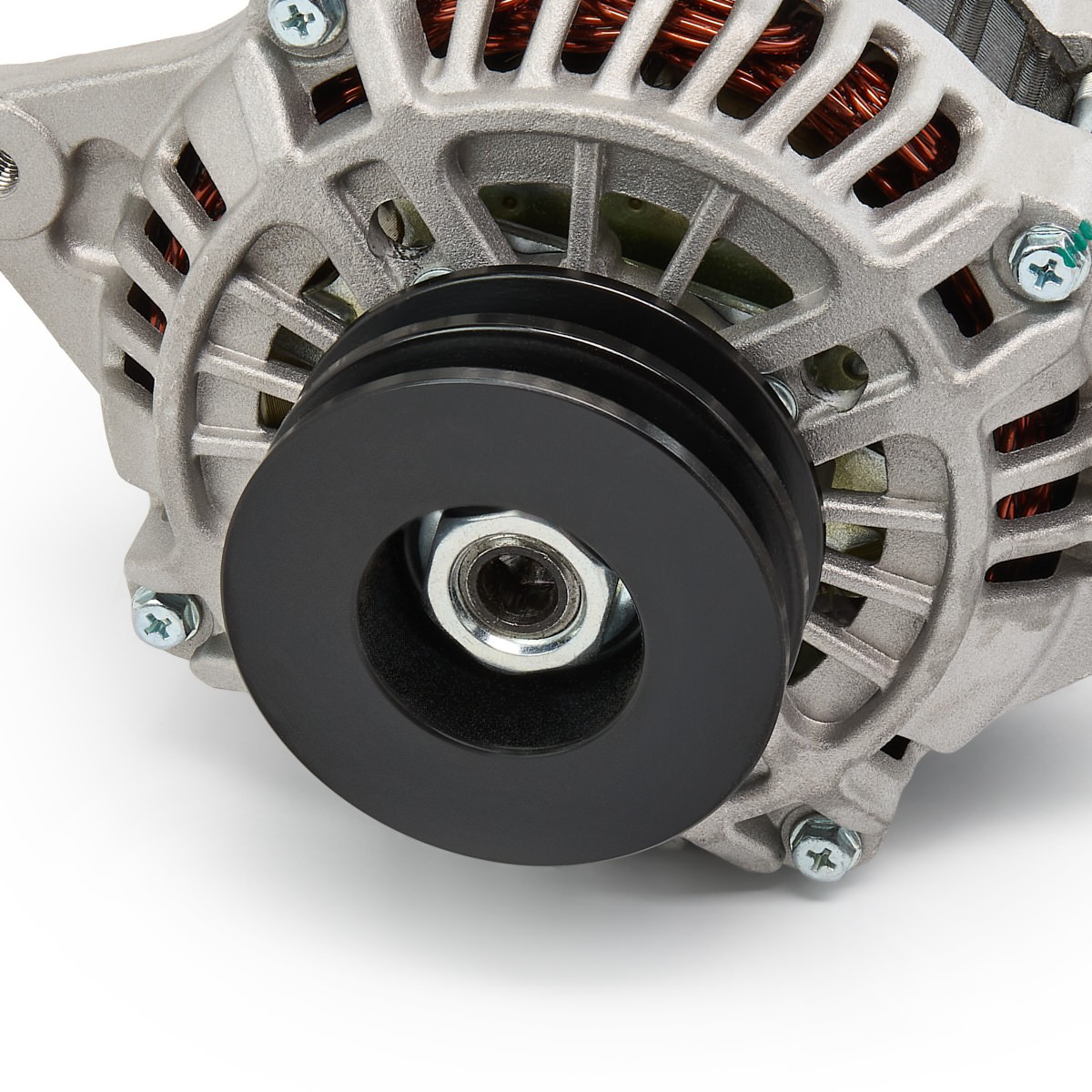 Генератор Bosch 0986045611 ціна, від 101.35 USD