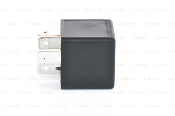 Реле електробензонасосу Bosch 0986332030 ціна, від 2.79 USD