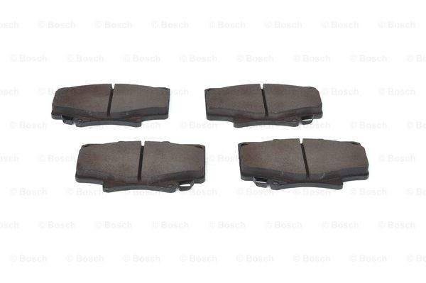 Передні тормозні колодки 0986424134 Bosch