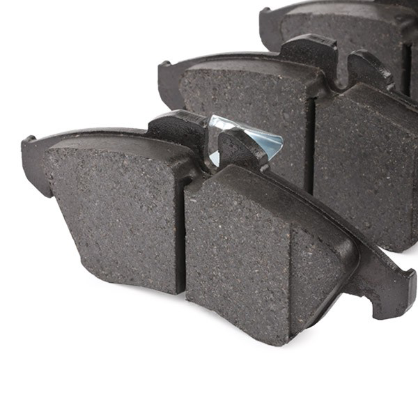 Купити 0986424218 Bosch Колодки гальмівні передні, дискові