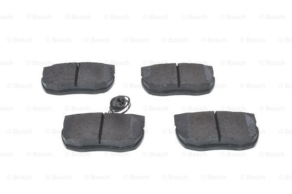 Передні тормозні колодки 0986424287 Bosch