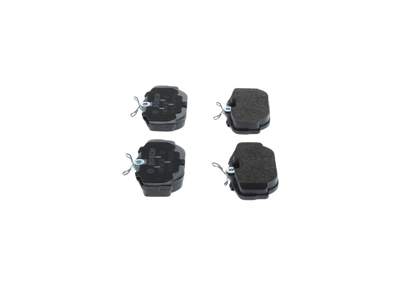 Задні гальмівні колодки Bosch 0986424564 ціна, від 28.28 USD