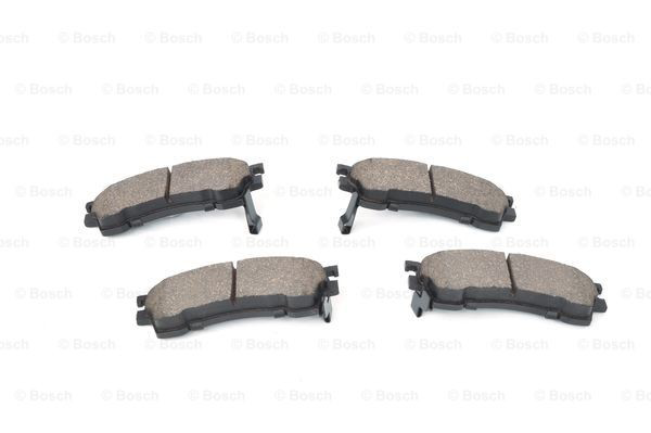 Передні тормозні колодки 0986424694 Bosch
