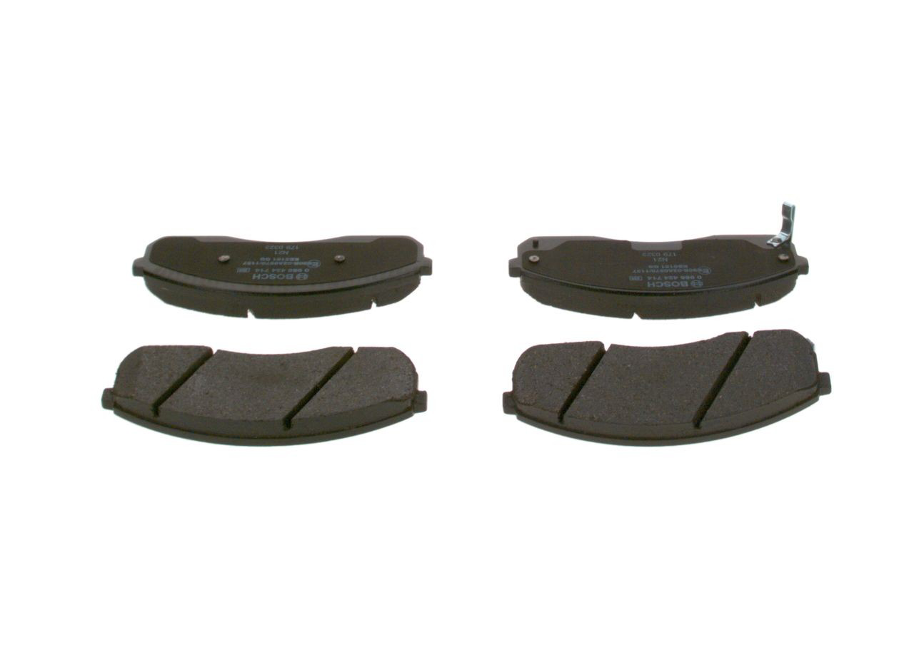 0986424714 Bosch Передні гальмівні колодки