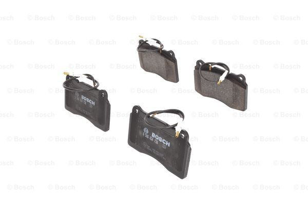 Купити 0986424738 Bosch Колодки гальмівні передні, дискові