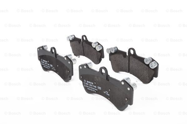 Гальмівні колодки Bosch 0986424740 ціна, від 56.63 USD