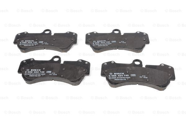 0986424740 Bosch Передні гальмівні колодки
