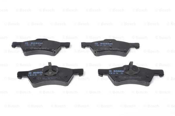 0986424765 Bosch Передні гальмівні колодки