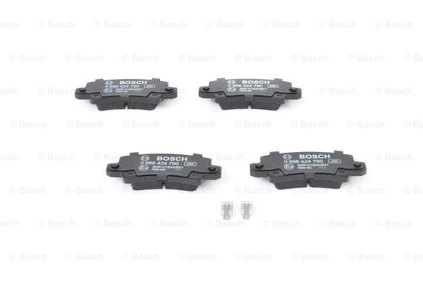 Задні гальмівні колодки Bosch 0986424790 ціна, від 17.57 USD