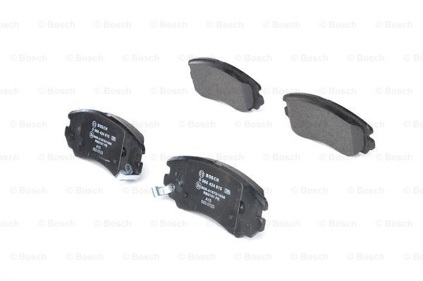 Купити 0986424815 Bosch Колодки гальмівні передні, дискові