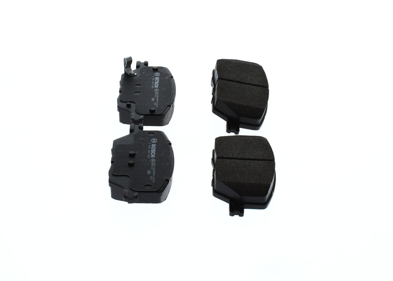 Передні тормозні колодки 0986424855 Bosch