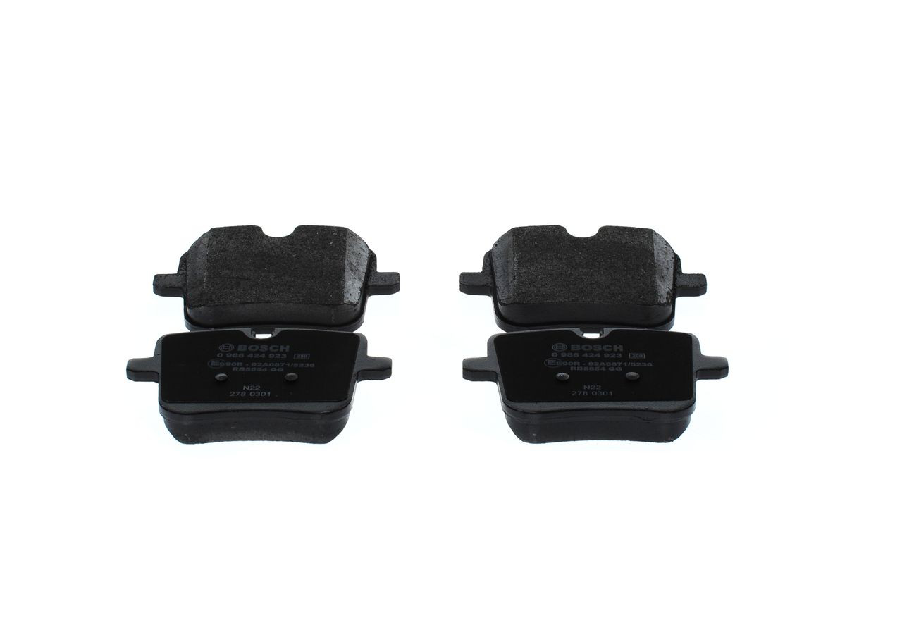 Задні гальмівні колодки Bosch 0986424923 ціна, від 51.54 USD