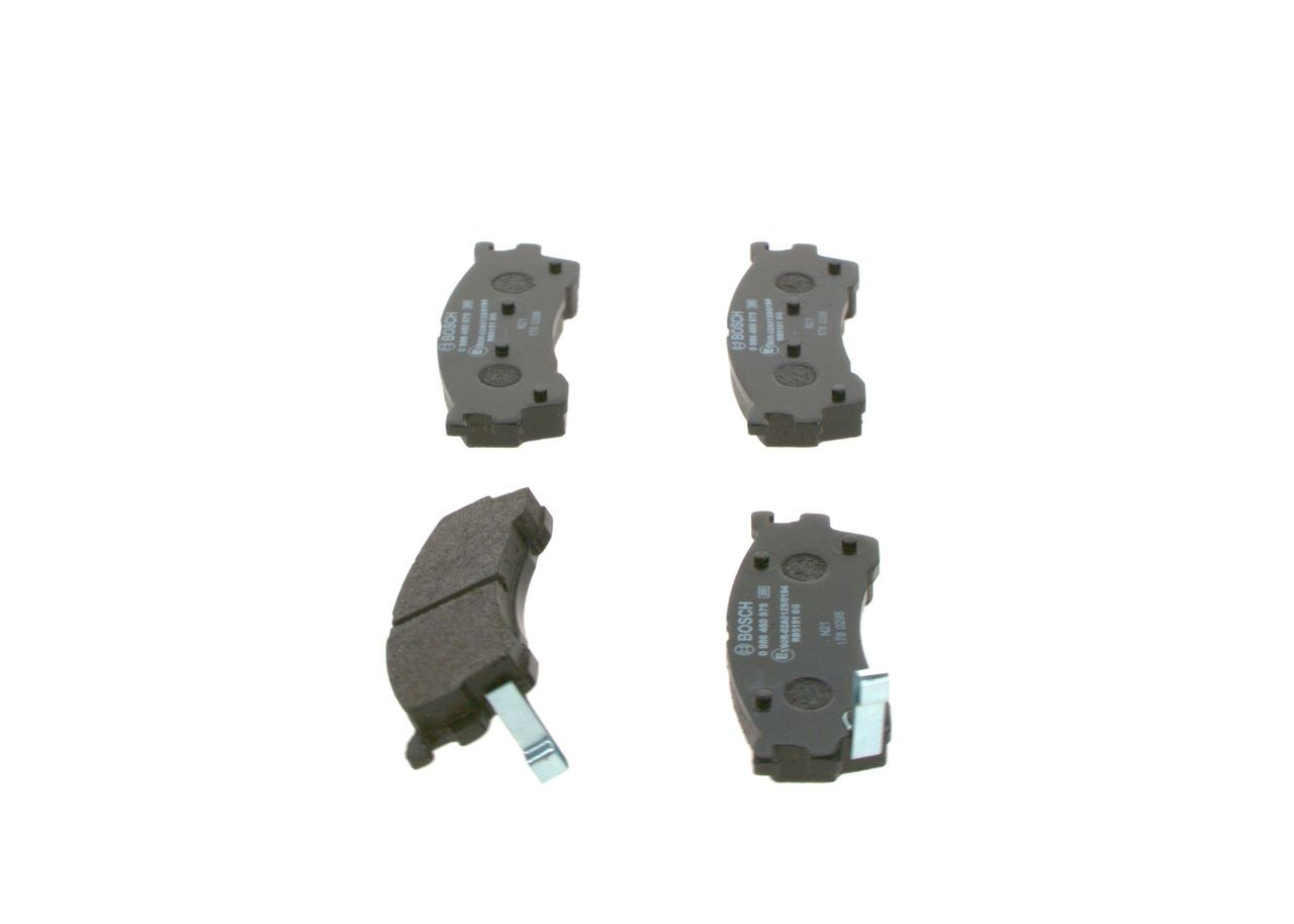 Передні тормозні колодки 0986460975 Bosch