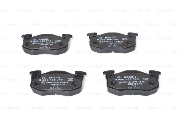 Передні тормозні колодки 0986466346 Bosch